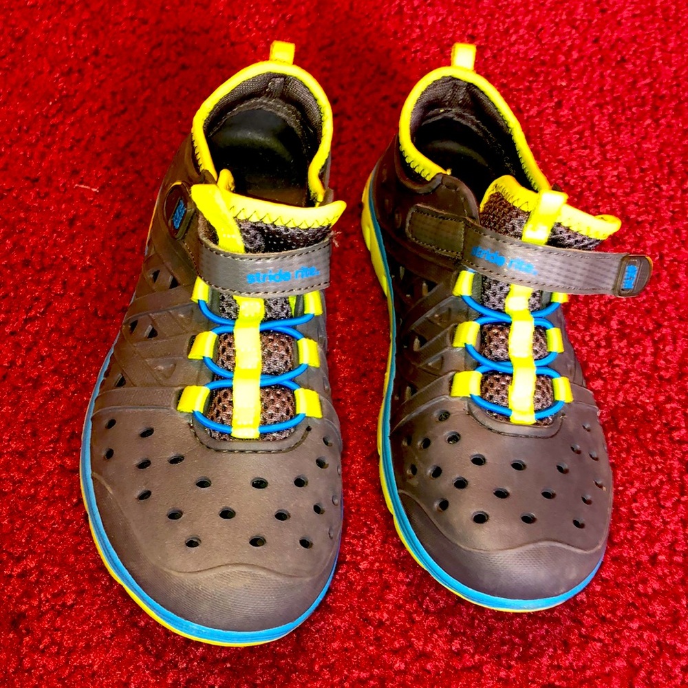 Stride rite made to play